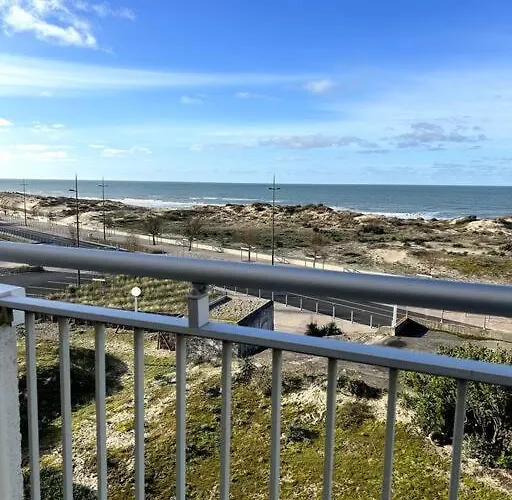 Vue * スラック・シュル・メール